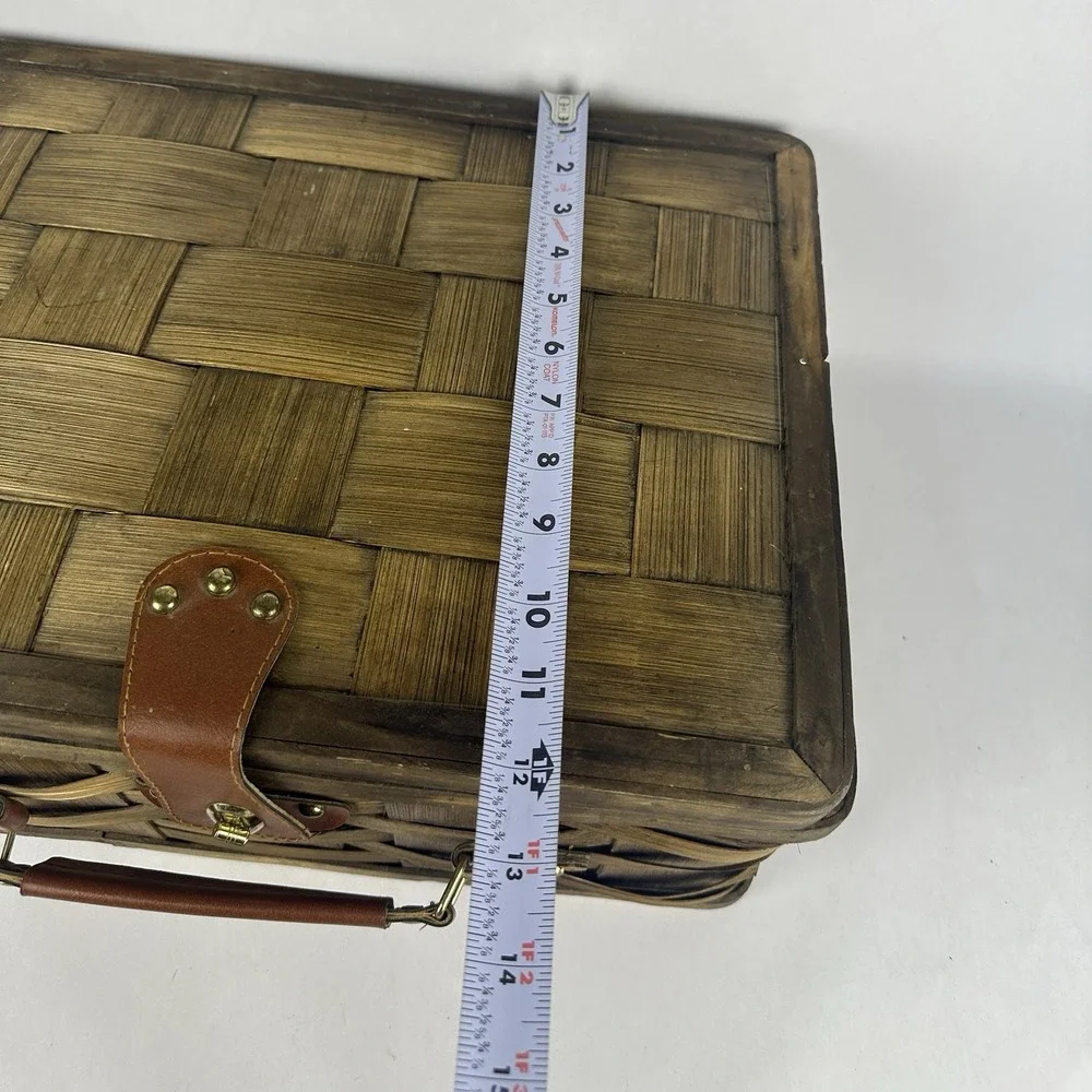 Vintage Woven Wood Picnic Basket Plaid Lined Folding Handle Storage Basket